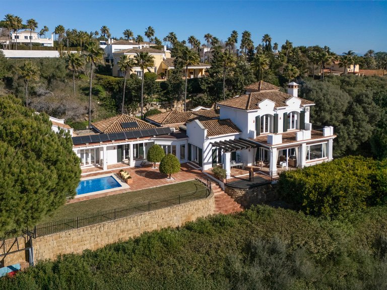 Villa for Sale in Sotogrande, Cadiz 2