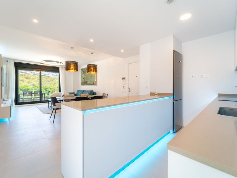 Apartment for Sale in Fuengirola, Malaga 11