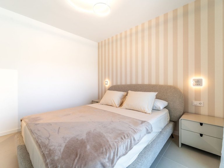 Apartment for Sale in Fuengirola, Malaga 28