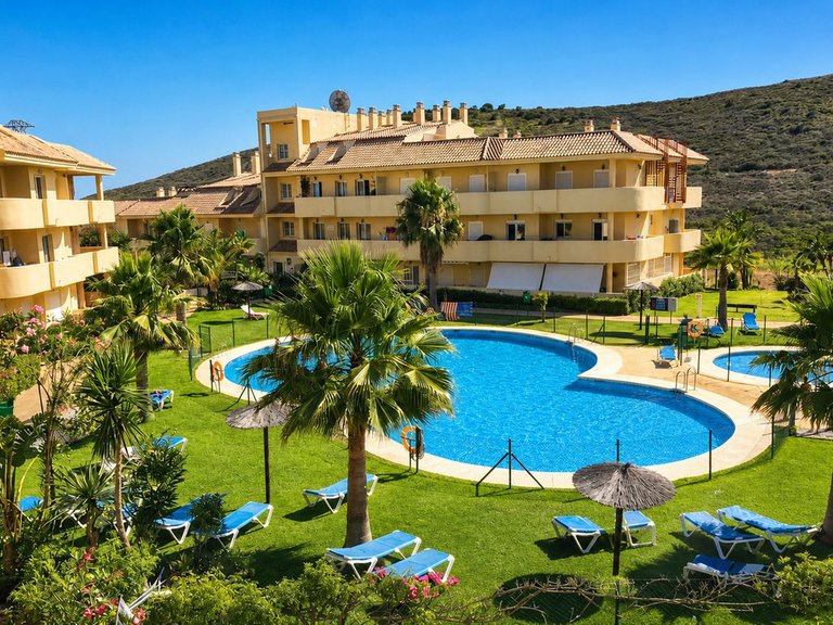 Apartment for Sale in La Duquesa, Malaga 1