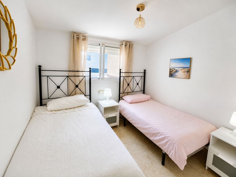 Apartment for Sale in La Duquesa, Malaga 10