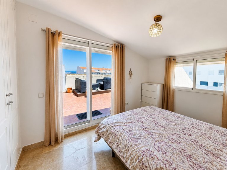 Apartment for Sale in La Duquesa, Malaga 5