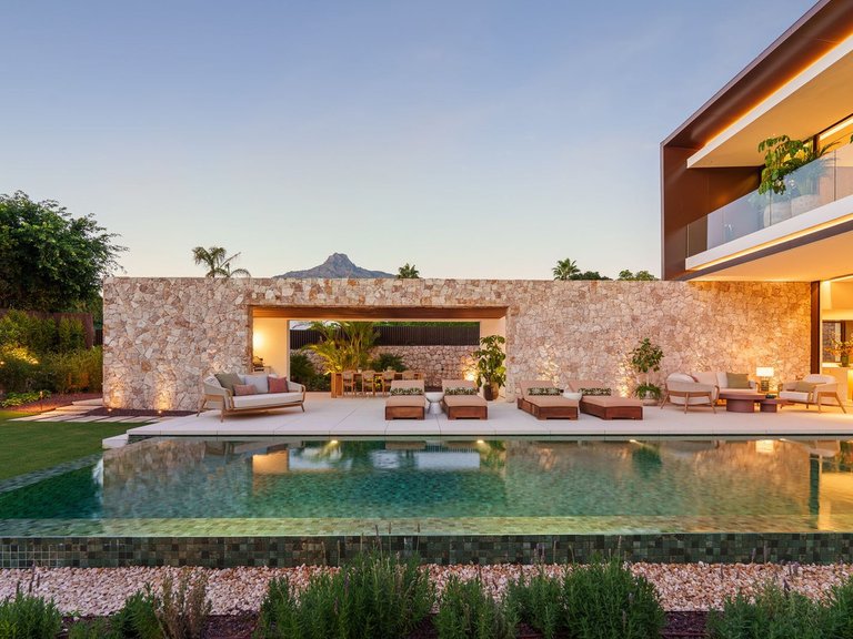 Villa for Sale in Marbella, Malaga 3
