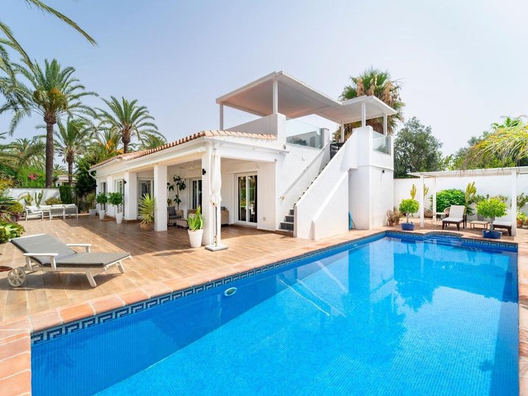 Villa for Sale in Marbesa, Malaga 1