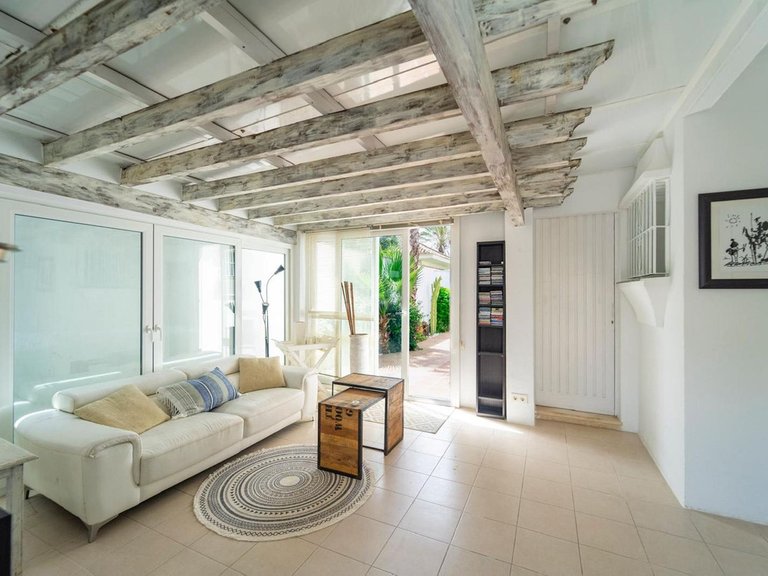 Villa for Sale in Marbesa, Malaga 15