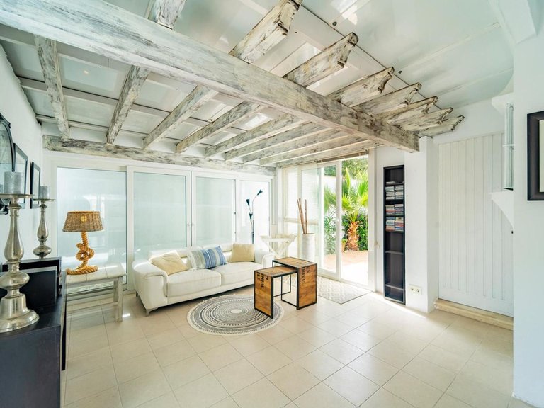 Villa for Sale in Marbesa, Malaga 4