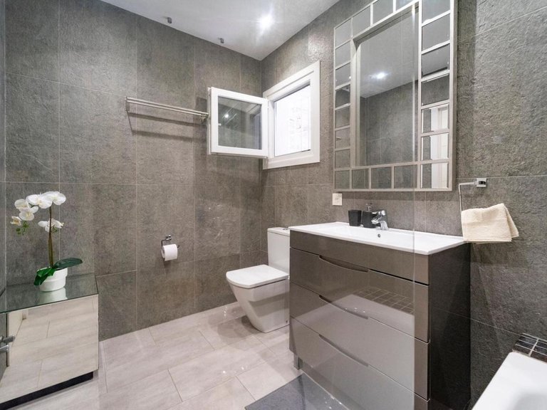 Villa for Sale in Marbesa, Malaga 8