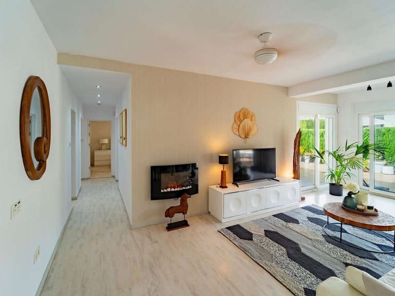 Villa for Sale in Marbesa, Malaga 9