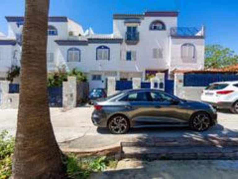 Villa for Sale in San Pedro De Alcántara, Malaga 52
