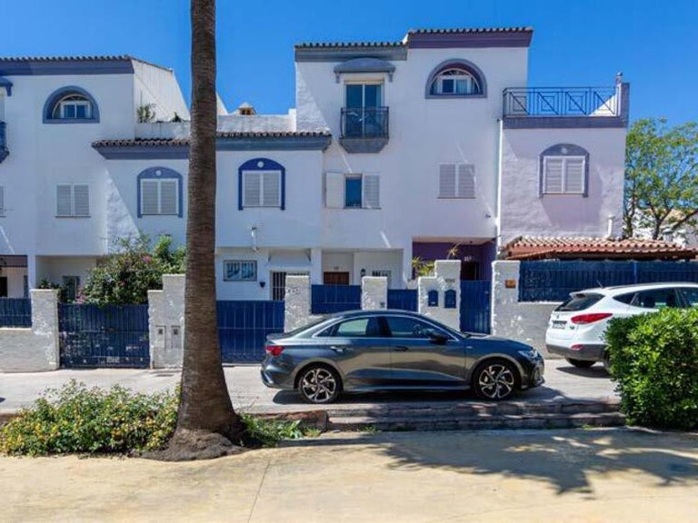 Villa for Sale in San Pedro De Alcántara, Malaga 54