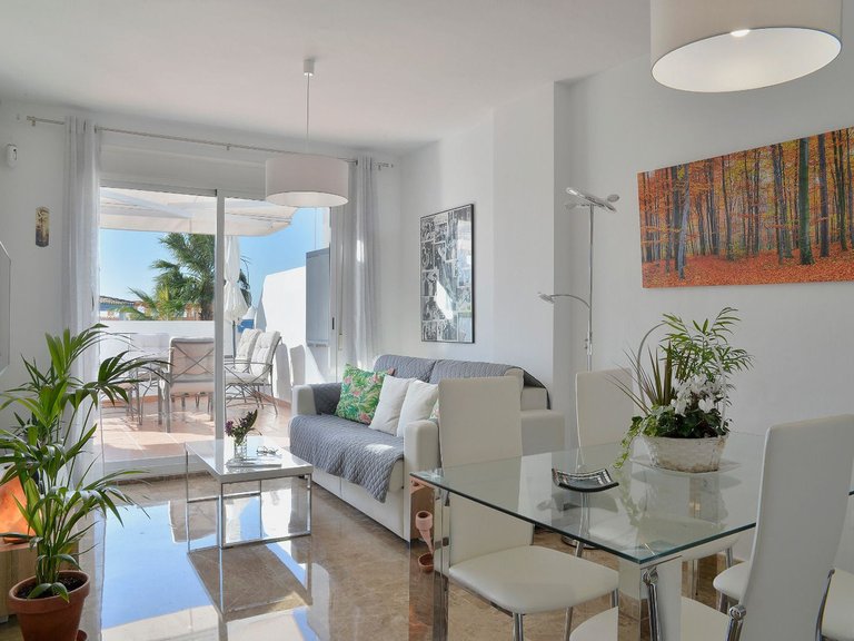 Villa for Sale in Estepona, Malaga 1