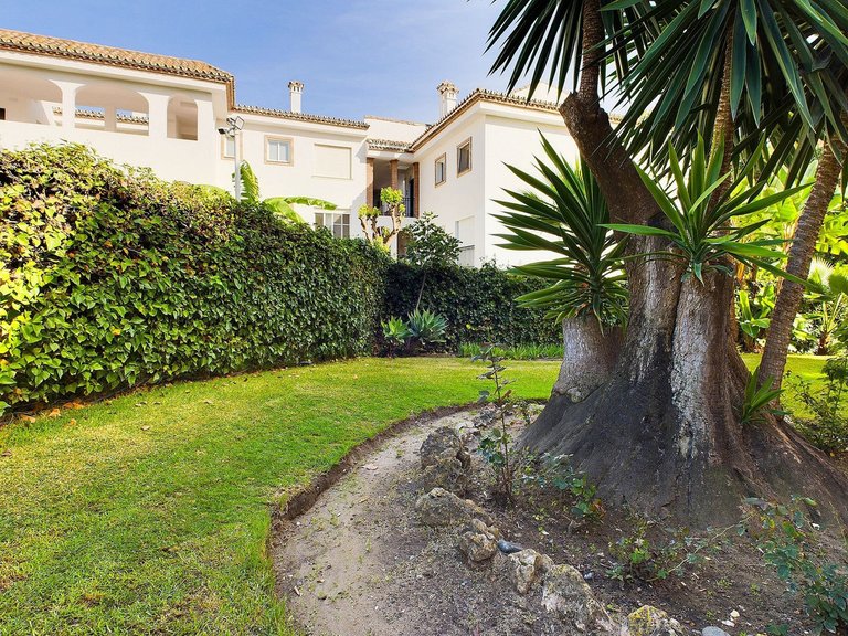 Apartment for Sale in Estepona, Malaga 11