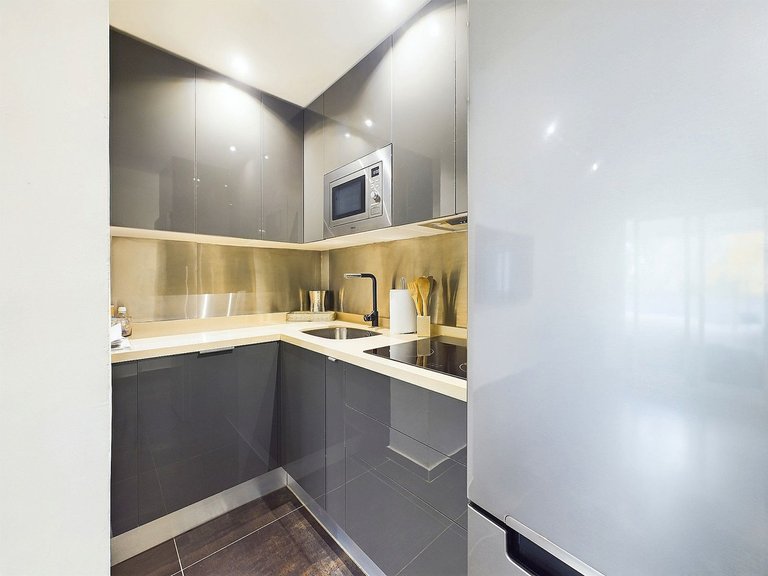 Apartment for Sale in Estepona, Malaga 18