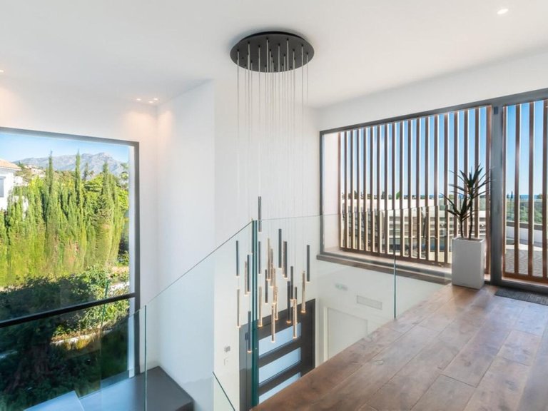 Villa for Sale in Los Arqueros, Malaga 18