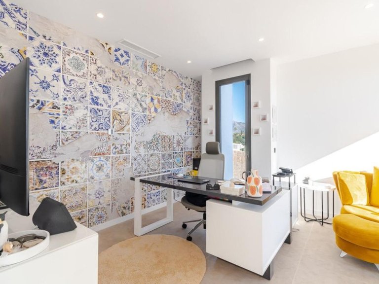 Villa for Sale in Los Arqueros, Malaga 19