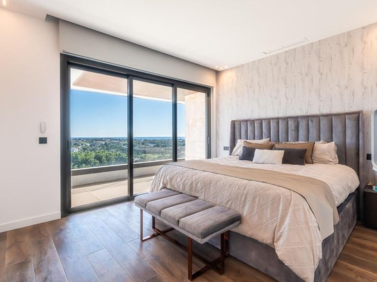 Villa for Sale in Los Arqueros, Malaga 22