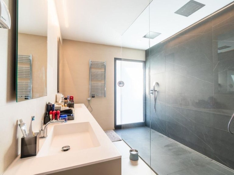 Villa for Sale in Los Arqueros, Malaga 26