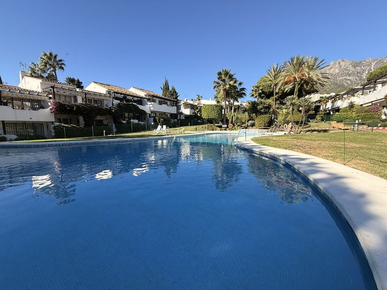 Apartment for Sale in The Golden Mile, Malaga 3