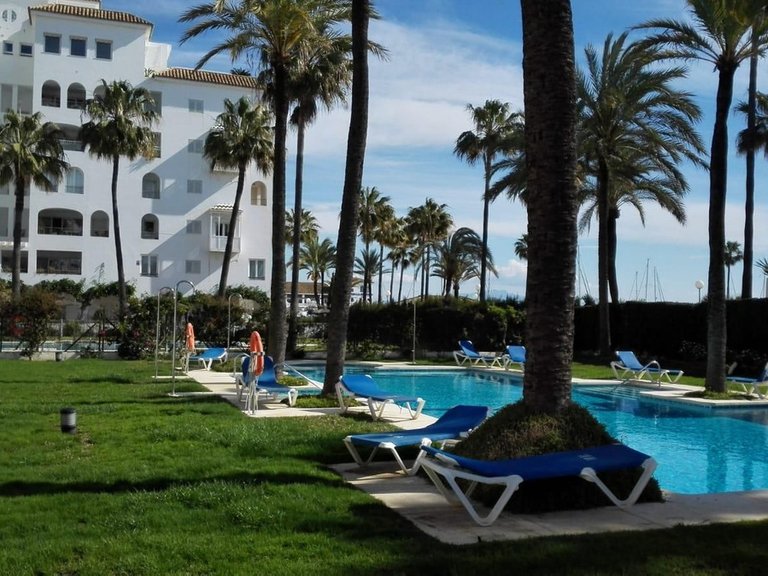 Apartment for Sale in La Duquesa, Malaga 1
