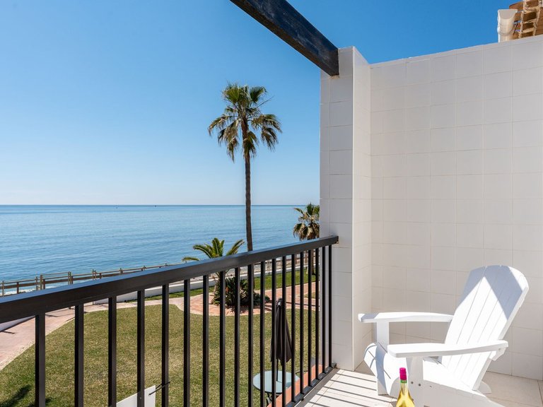 Villa for Sale in Calahonda, Malaga 10