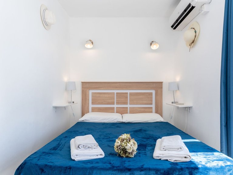 Villa for Sale in Calahonda, Malaga 24
