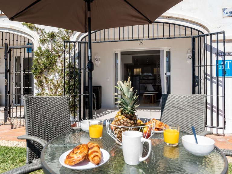 Villa for Sale in Calahonda, Malaga 7