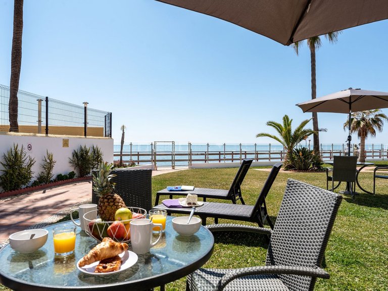 Villa for Sale in Calahonda, Malaga 8