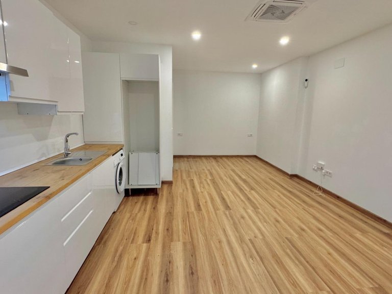 Apartment for Sale in Torremolinos, Malaga 7