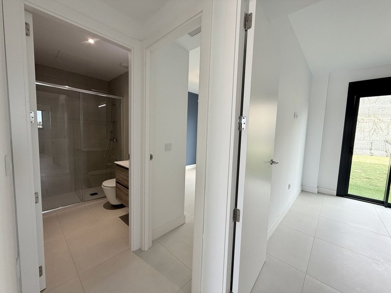 Apartment for Sale in Fuengirola, Malaga 18