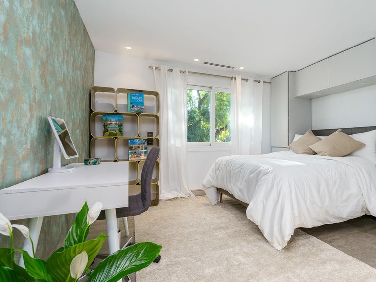Villa for Sale in Nueva Andalucía, Malaga 19