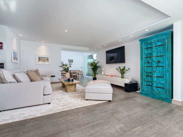Villa for Sale in Nueva Andalucía, Malaga 5
