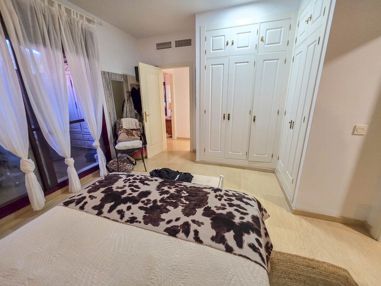 Apartment for Sale in La Duquesa, Malaga 36