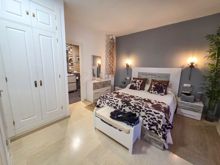 Apartment for Sale in La Duquesa, Malaga 38