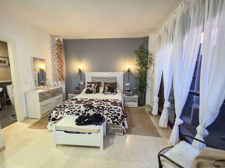 Apartment for Sale in La Duquesa, Malaga 9