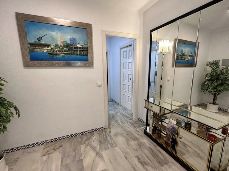 Apartment for Sale in Fuengirola, Malaga 11