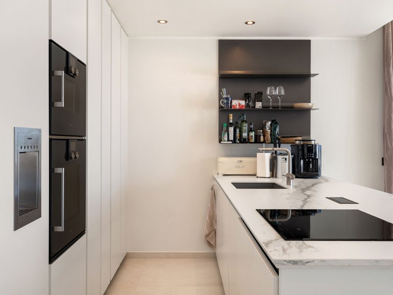 Apartment for Sale in Marbella, Malaga 11