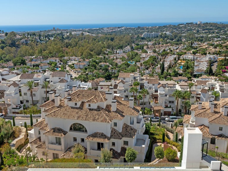Apartment for Sale in Marbella, Malaga 32