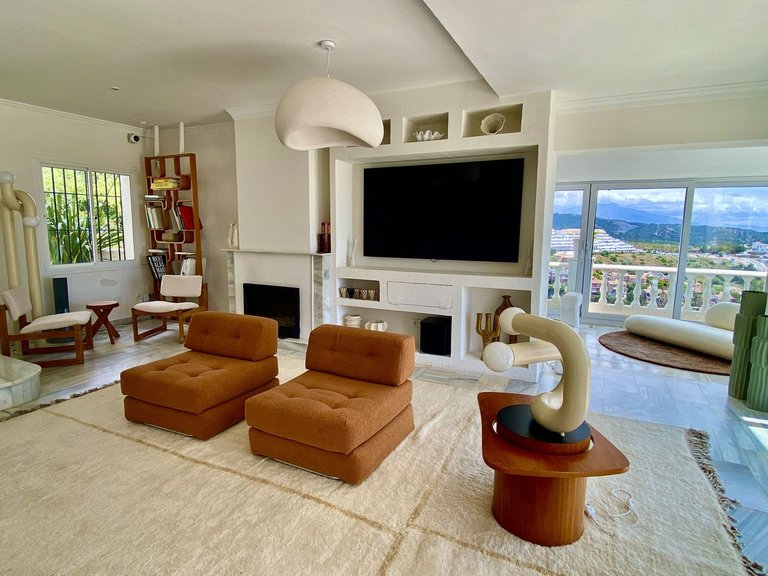 Villa for Sale in El Padron, Malaga 11