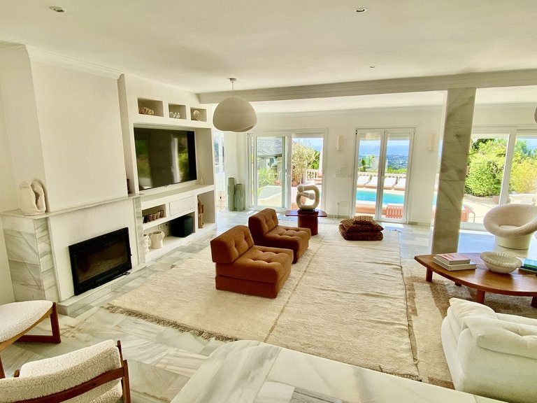 Apartment for Sale in Costa del Sol, El Padron, Malaga 4
