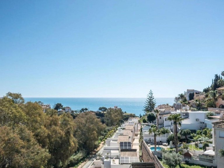 Villa for Sale in Benalmadena, Malaga 12