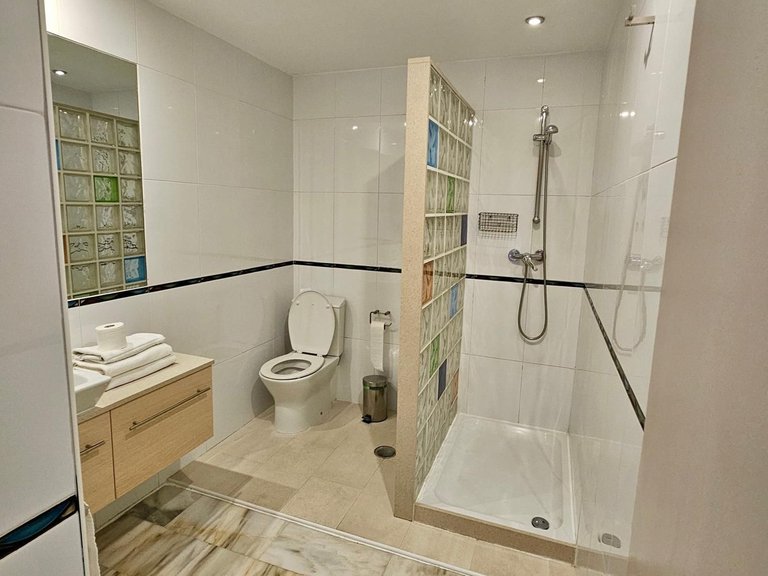 Apartment for Sale in Estepona, Malaga 10