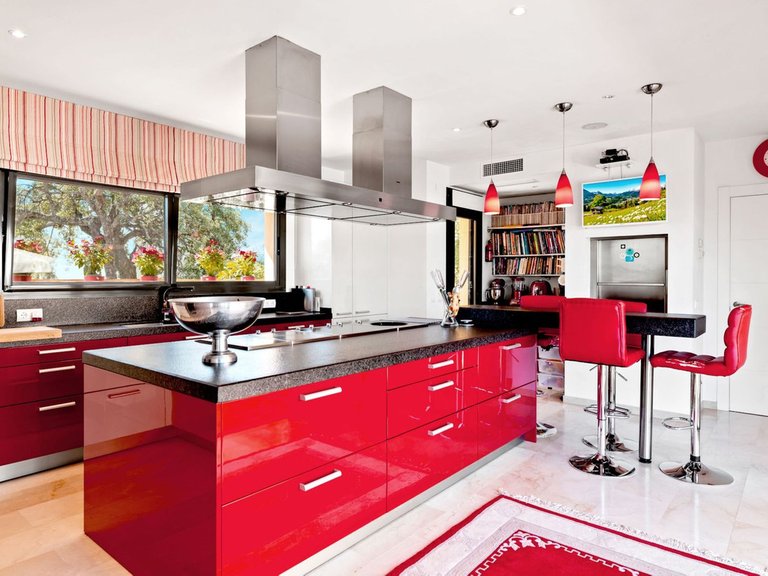 Villa for Sale in La Mairena, Malaga 12