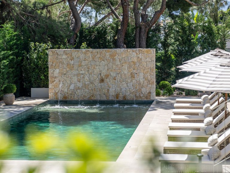 Villa for Sale in Nagüeles, Malaga 31