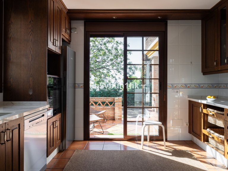 Villa for Sale in San Pedro De Alcántara, Malaga 10