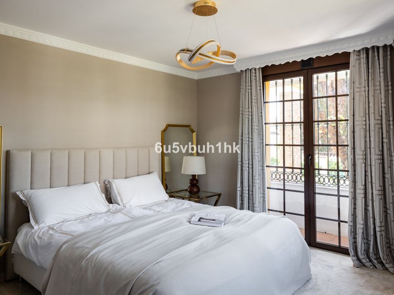 Villa for Sale in San Pedro De Alcántara, Malaga 13