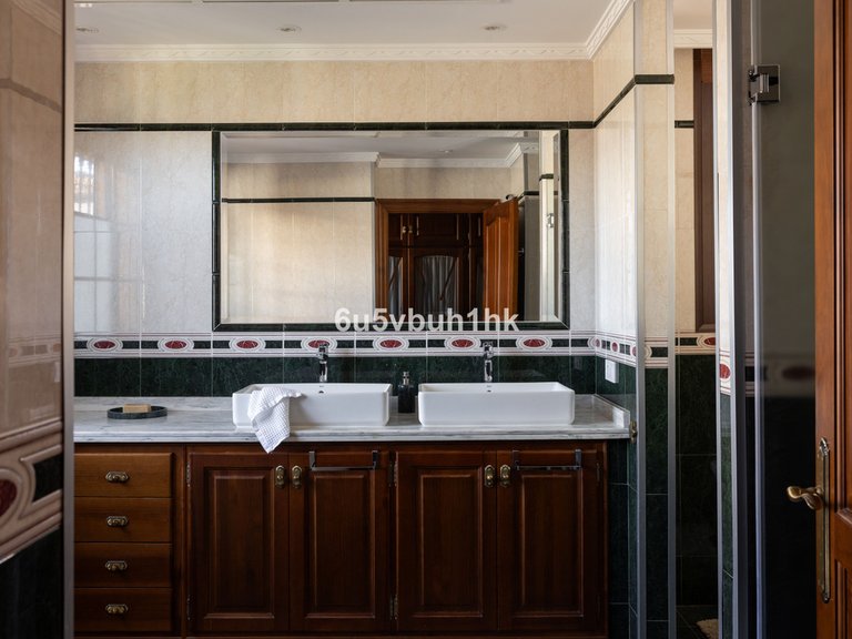 Villa for Sale in San Pedro De Alcántara, Malaga 15
