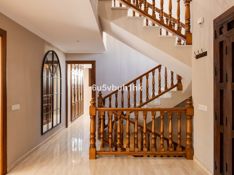 Villa for Sale in San Pedro De Alcántara, Malaga 17