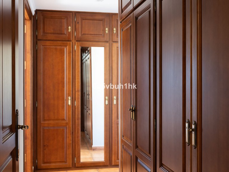 Villa for Sale in San Pedro De Alcántara, Malaga 23