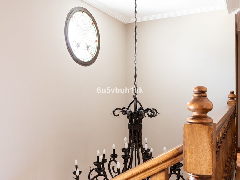 Villa for Sale in San Pedro De Alcántara, Malaga 25