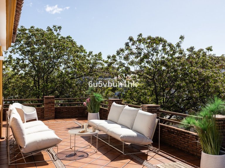 Villa for Sale in San Pedro De Alcántara, Malaga 30